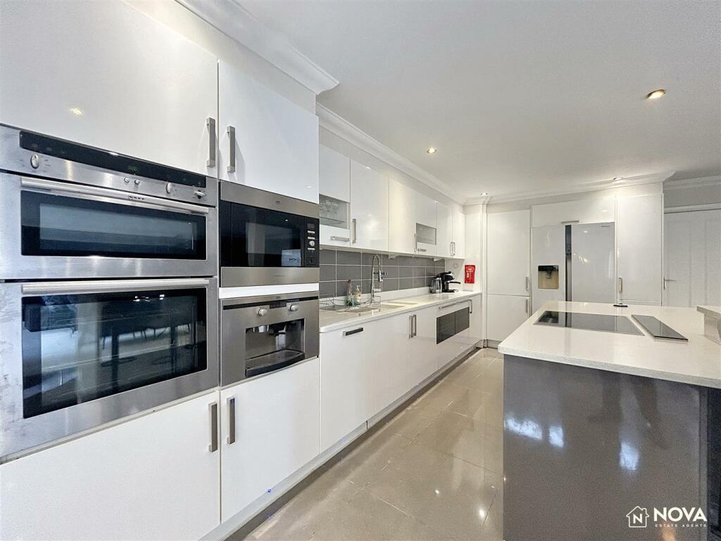 Additional image 5 of Ridge Avenue, Harpenden
