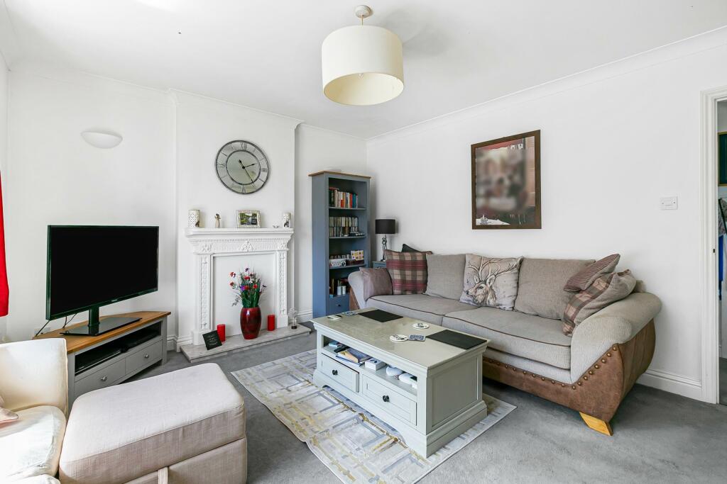 Additional image 7 of Laburnum Grove, Chiswell Green, AL2