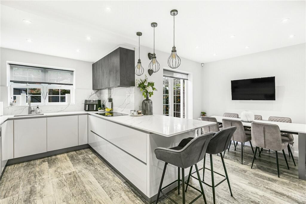 Additional image 22 of Beningfield Drive, Napsbury Park, St. Albans, Hertfordshire