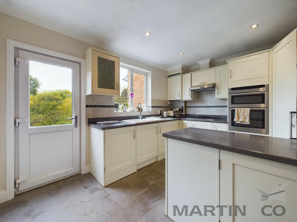 Additional image 5 of Riverside Road, St Albans