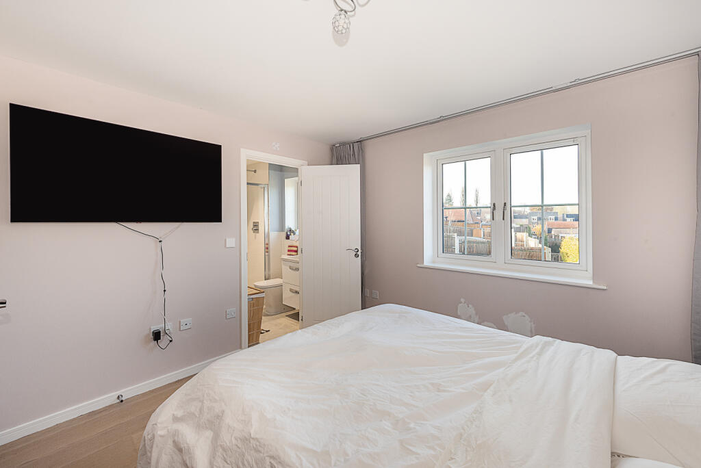 Additional image 6 of Kestrel Way, St. Albans, Hertfordshire, AL4