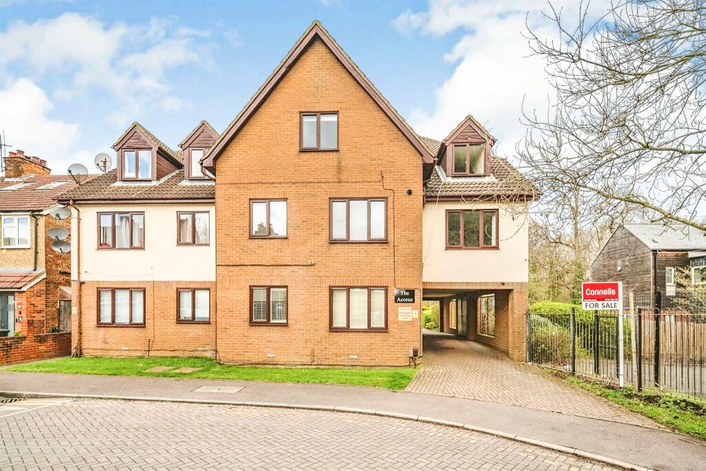 Additional image 15 of Wynchlands Crescent, Hertfordshire, St. Albans