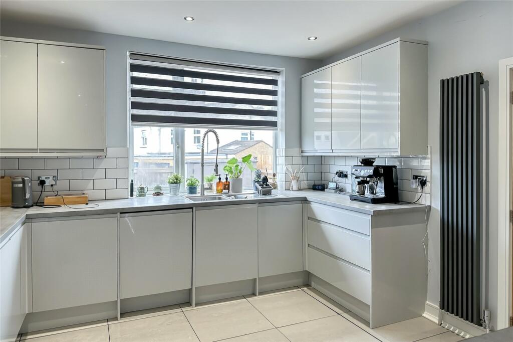 Additional image 22 of Hatfield Road, St Albans, Hertfordshire, AL4