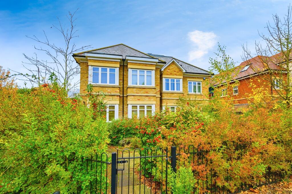 Additional image 12 of Roe Green Lane, Hatfield