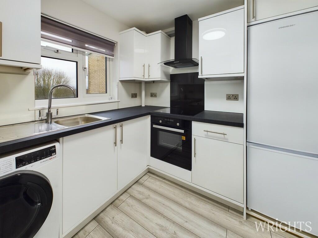 Additional image 4 of Robins Way, Hatfield