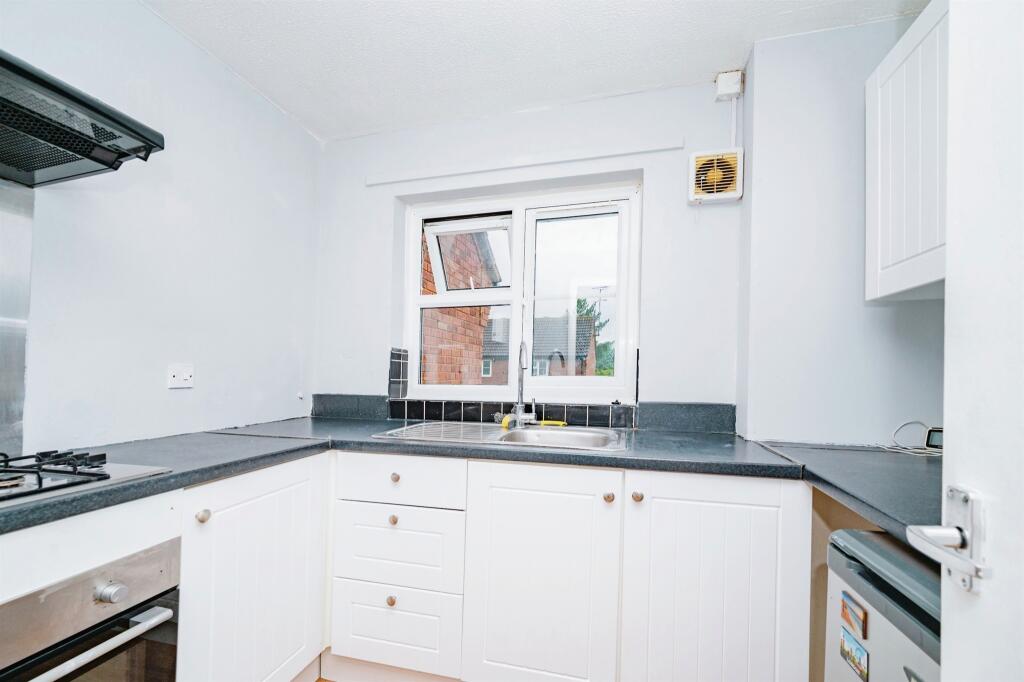 Additional image 6 of Lincoln Close, WELWYN GARDEN CITY