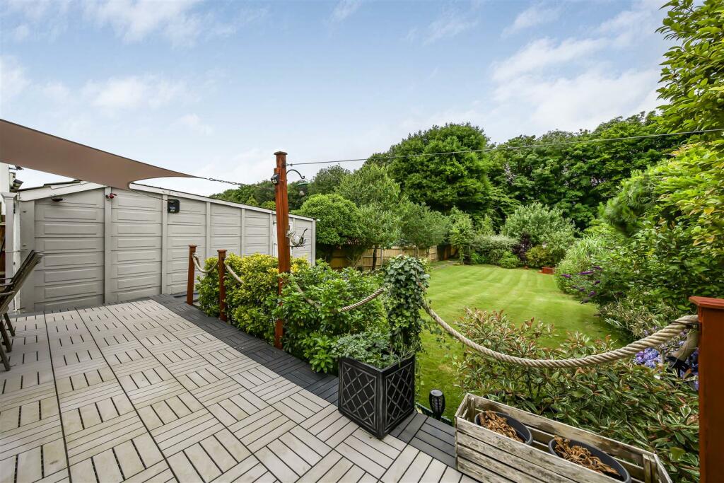 Additional image 17 of Jenkins Avenue, Bricket Wood, St. Albans