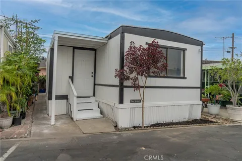 9235 Artesia Blvd Unit 13, Bellflower, CA 90706