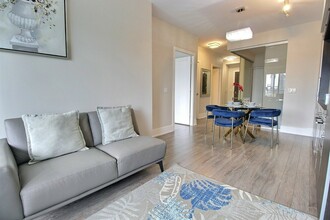 Additional image 4 of 3909-300 Front St W