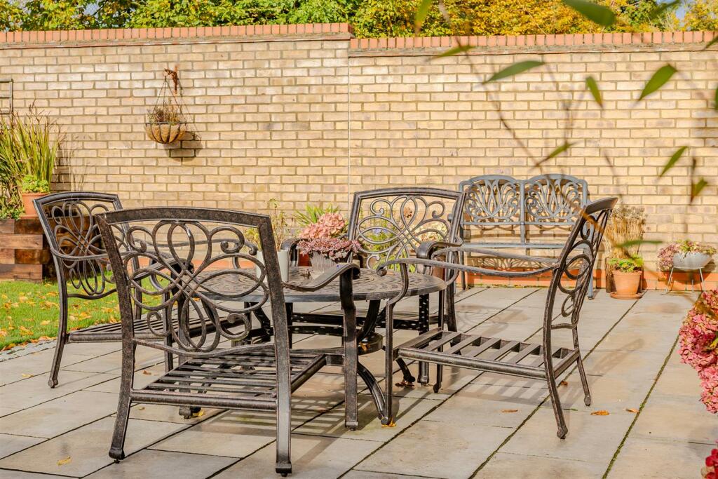 Additional image 28 of Sevenacres, Tewin