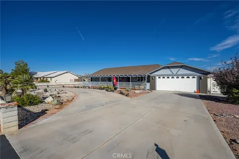 15375 Ramona Road, Apple Valley, CA 92307