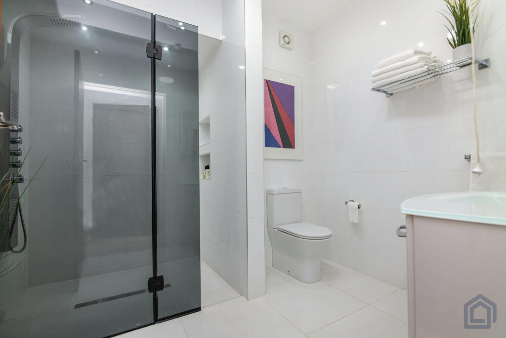 Additional image 32 of West Drive, Handsworth Wood, B20