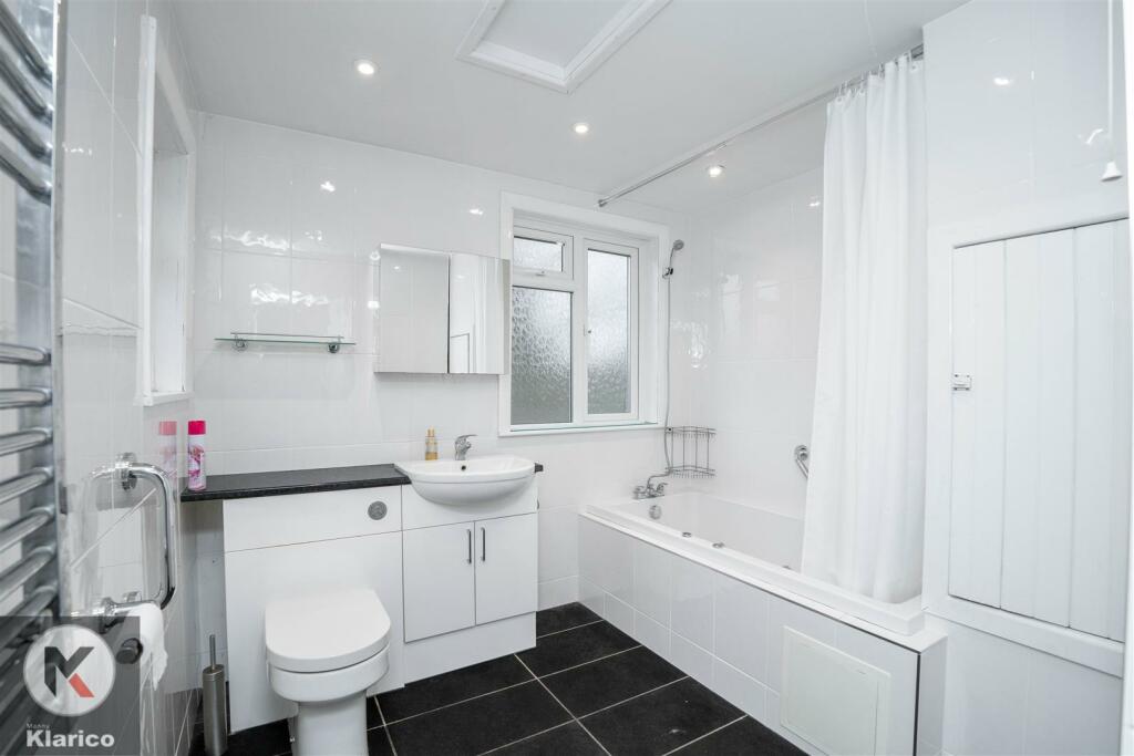 Additional image 14 of Stratford Road, Hall Green, Birmingham