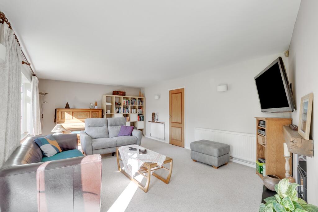 Additional image 5 of Digswell Park Road