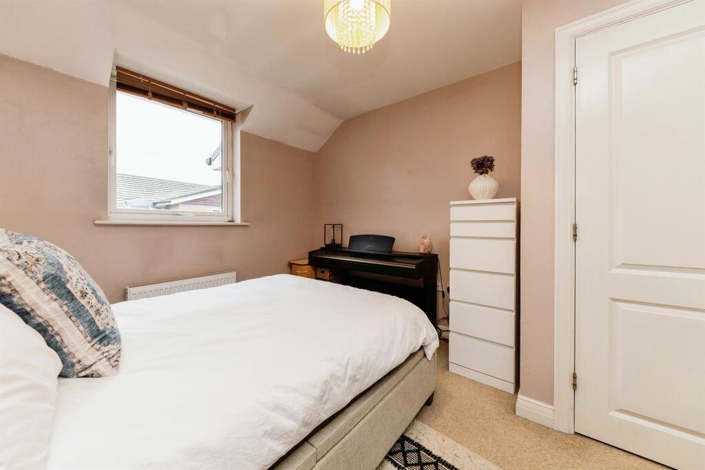 Additional image 14 of Eddington Crescent, WELWYN GARDEN CITY