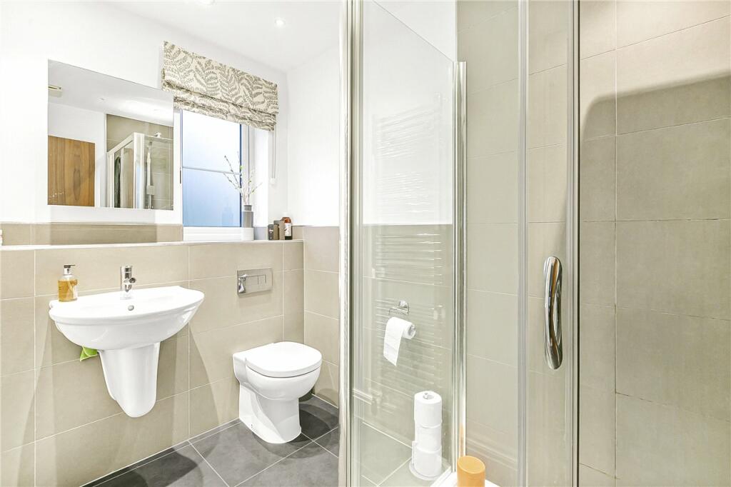 Additional image 18 of Salix Close, Welwyn, Hertfordshire