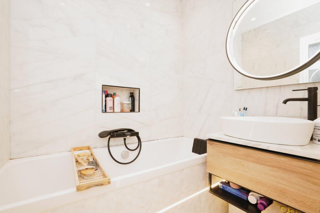 Additional image 11 of Carve Ley, Welwyn Garden City, AL7