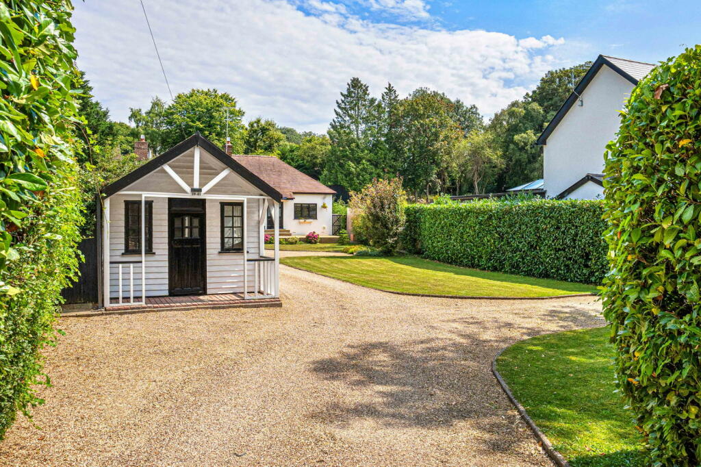 Additional image 45 of Codicote Road, Welwyn, AL6