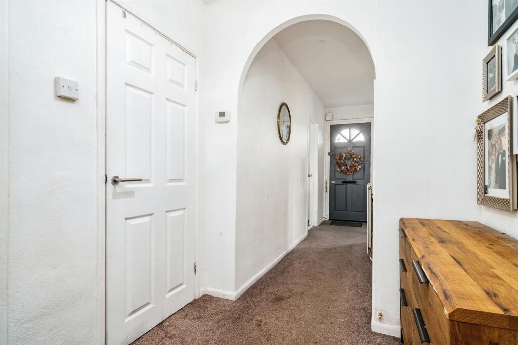 Additional image 7 of Watling Street, Park Street, ST. ALBANS