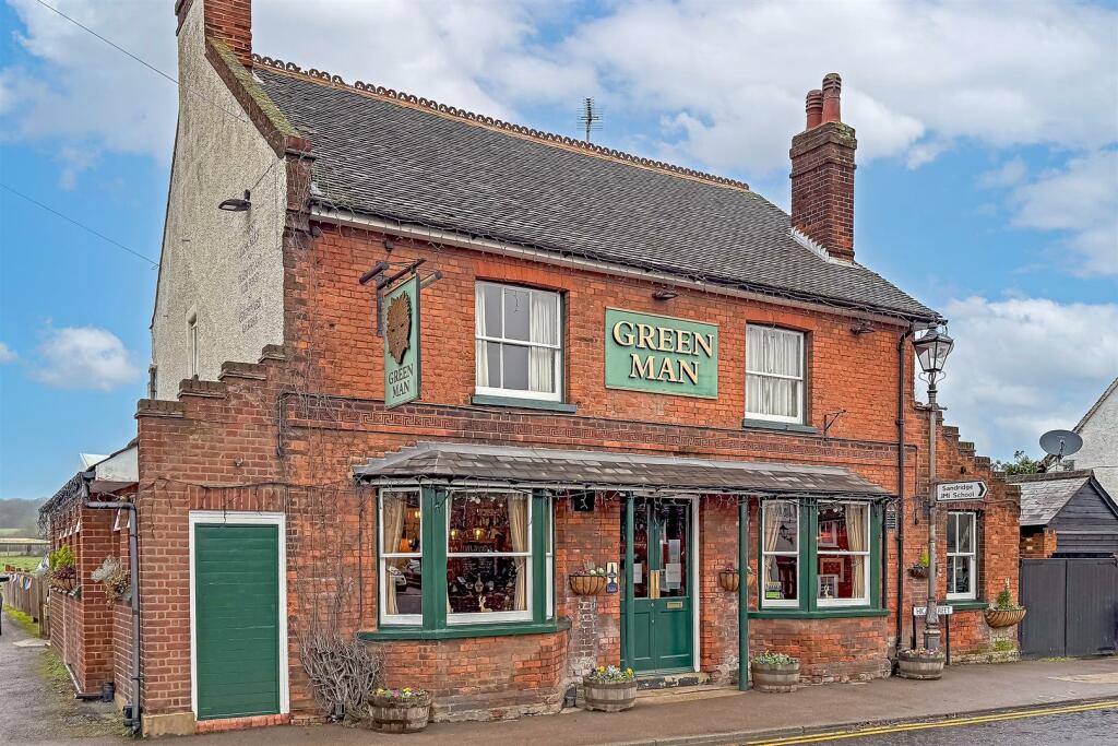 Additional property image - Highfield Road, Sandridge, St. Albans