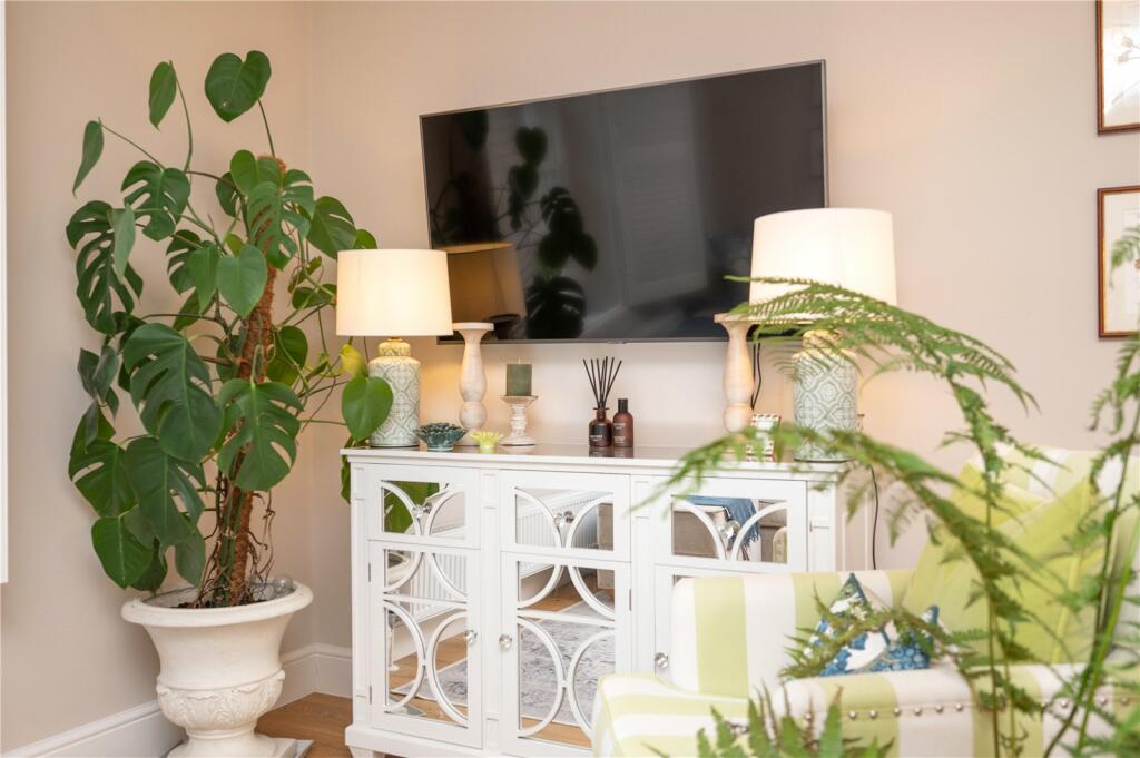 Additional image 8 of Chequer Street, St. Albans, Hertfordshire