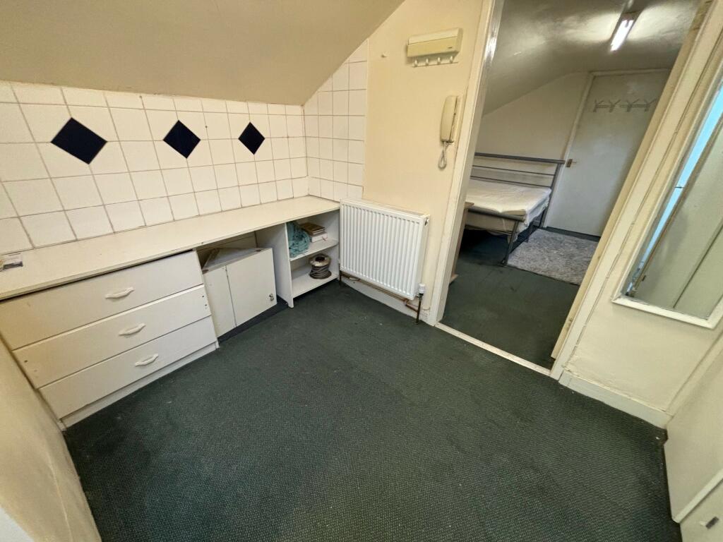 Additional image 4 of Monument Road