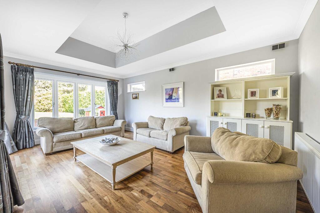 Additional image 6 of Calder Avenue, Brookmans Park, Hertfordshire, AL9