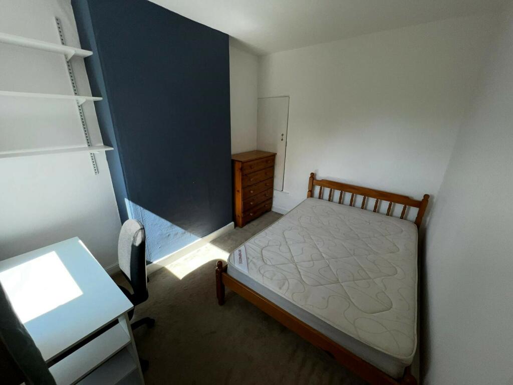 Additional image 9 of Tiverton Road