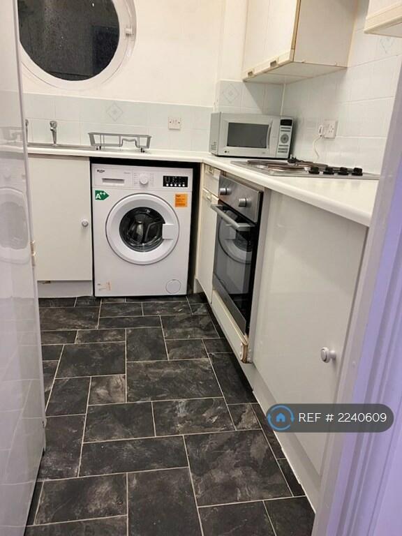 Additional image 18 of Hatfield, Hertfordshire, AL10