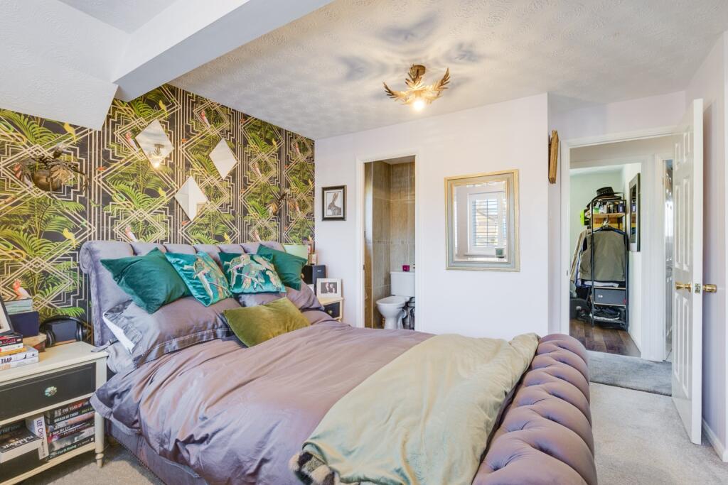 Additional image 11 of Coltsfoot, Welwyn Garden City, Hertfordshire, AL7