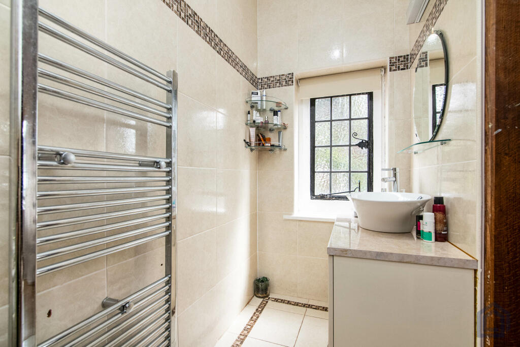 Additional image 34 of West Drive, Handsworth Wood, B20