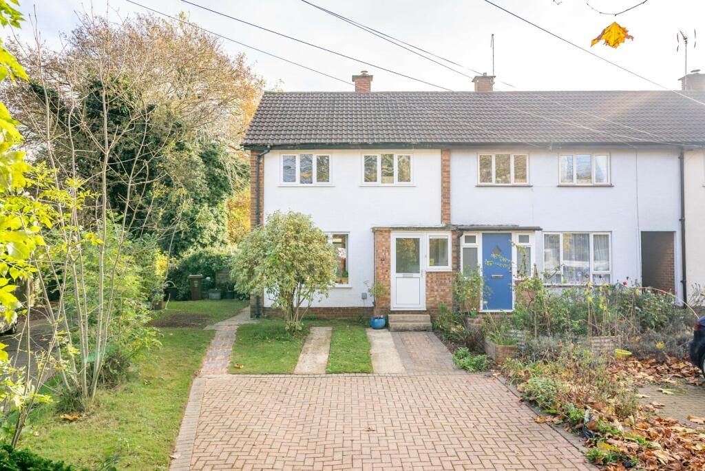 Drakes Drive, St. Albans, Hertfordshire, AL1