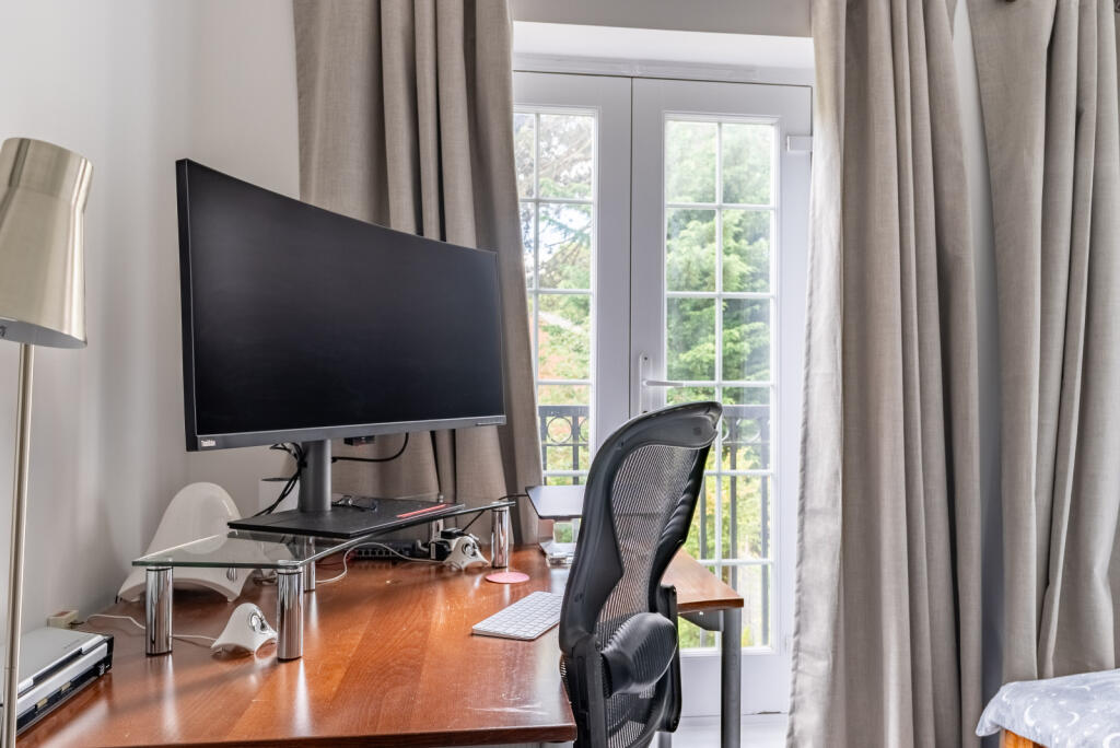 Additional image 10 of Azalea Close, Napsbury Park, St. Albans, Hertfordshire, AL2