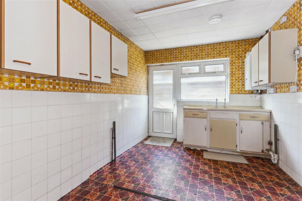 Additional image 4 of Robert Avenue, St. Albans, AL1 2QR