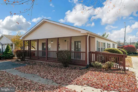 Primary image of 1 Adams Drive, Royersford, PA 19468