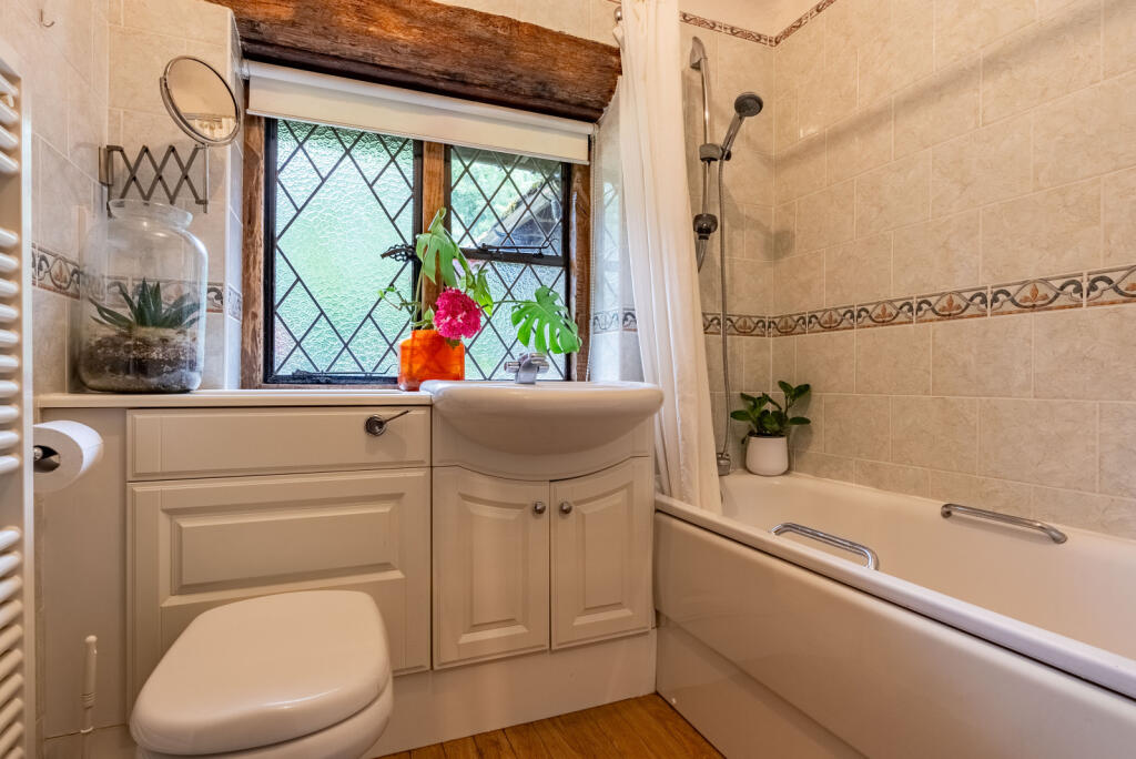 Additional image 25 of West Common Grove, Harpenden, Hertfordshire, AL5