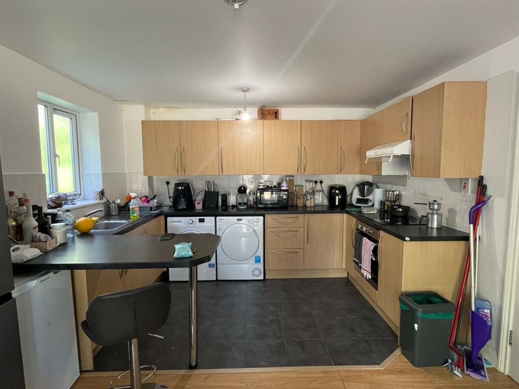 Additional image 7 of Redhall Lane, Hatfield