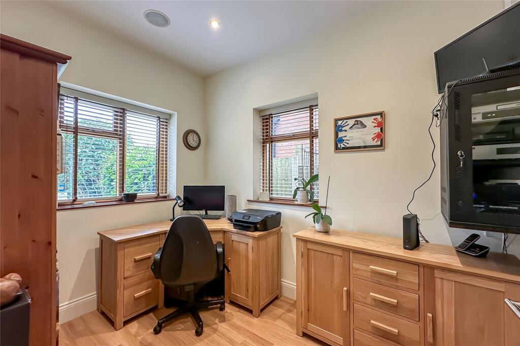 Additional image 18 of Ragged Hall Lane, St. Albans, Hertfordshire, AL2