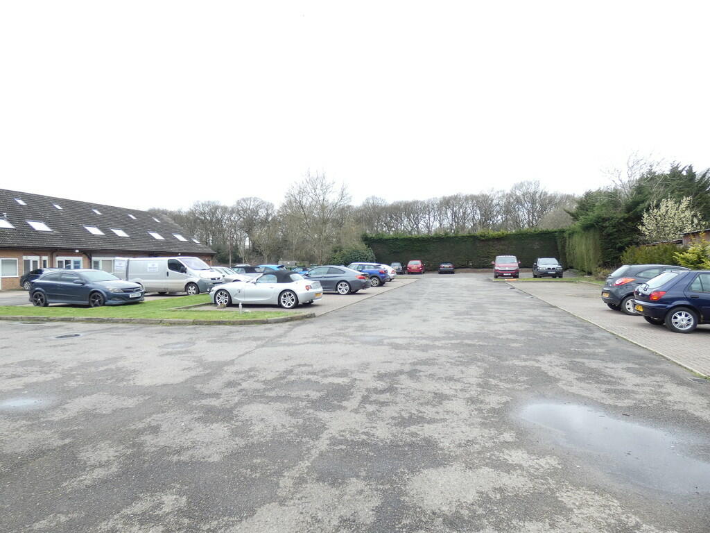 Additional image 11 of Acorn Lodge, Lye Lane