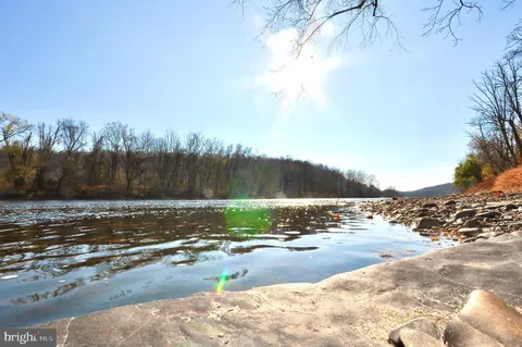 14 Bridge Five Lane, Pipersville, PA 18947