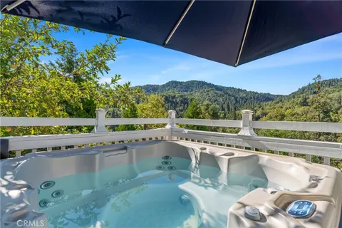 29450 Piney Lane, Cedar Glen, CA 92321
