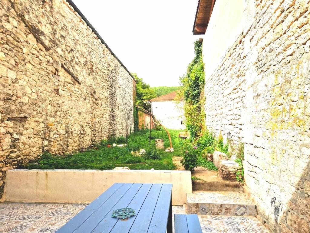 Additional image 2 of Midi-Pyrénées, Tarn-et-Garonne, Montaigu-de-Quercy, France