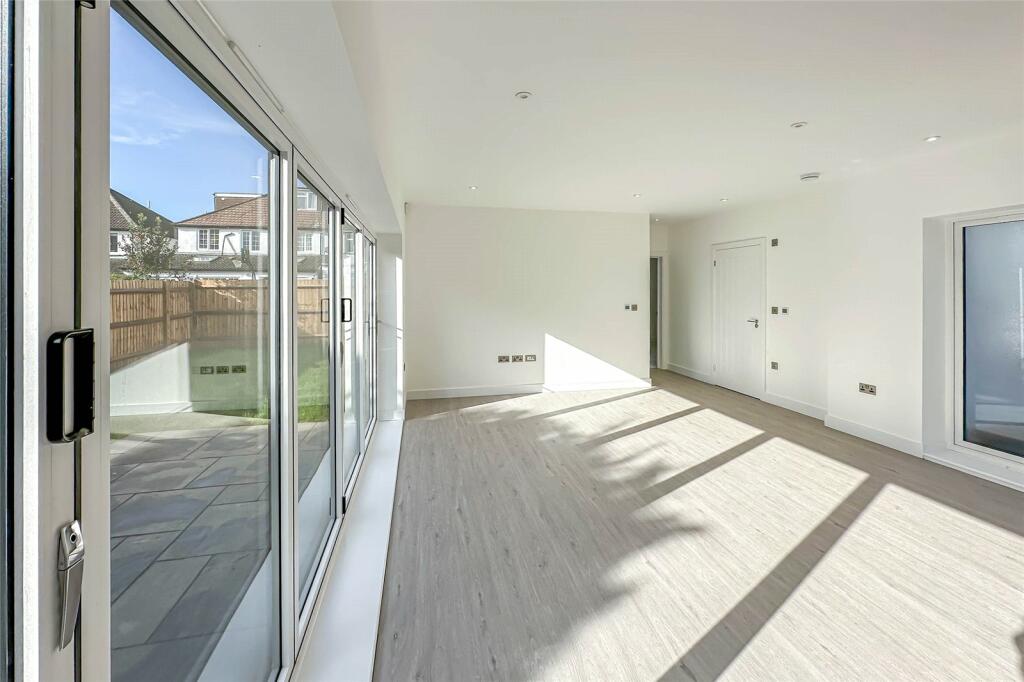 Additional image 10 of West Avenue, St Albans, Herts, AL2