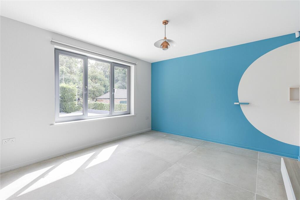 Additional image 8 of Great North Road, Brookmans Park, Hertfordshire, AL9