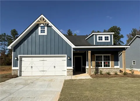 Primary image of 2292 Webbed Way, Opelika, AL 36804