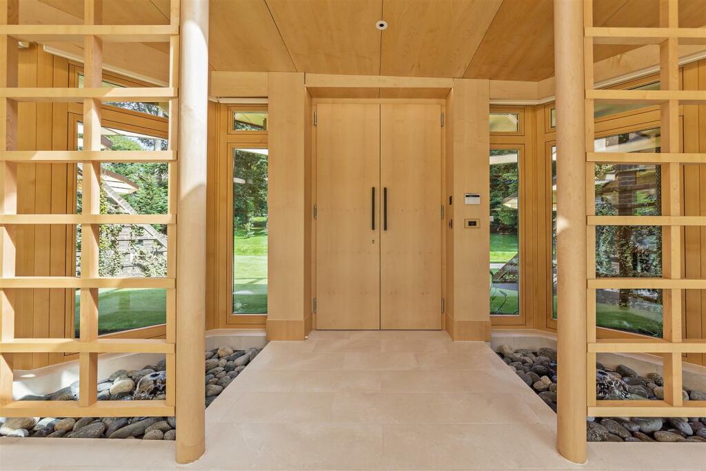 Additional image 19 of Pondwicks Close, St.Albans