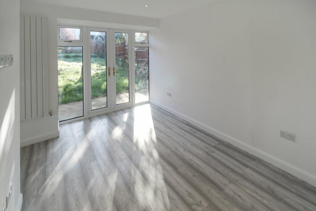 Additional image 3 of High Dells, Hatfield, AL10