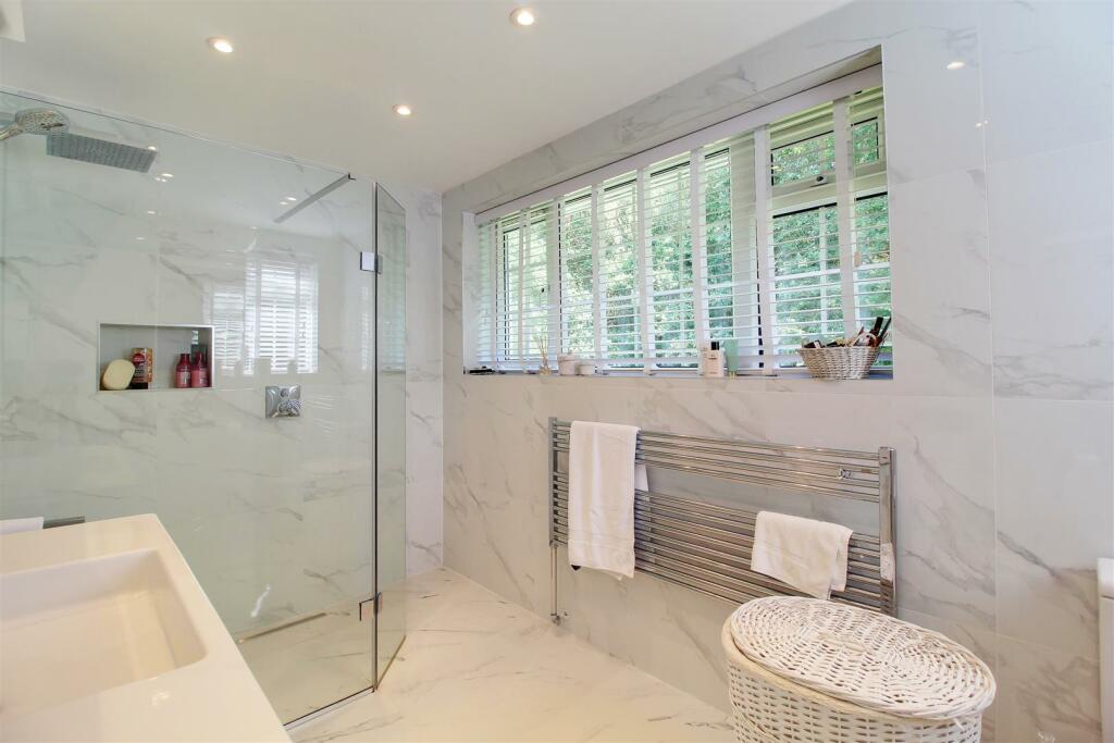 Additional image 45 of Dixons Hill Close, North Mymms