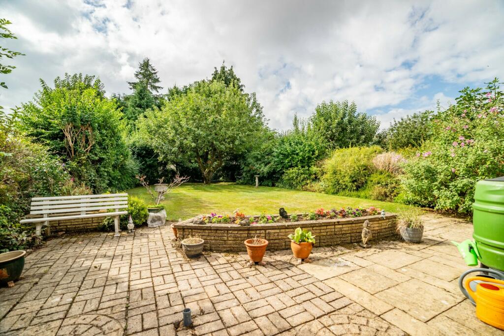 Additional image 3 of Foxcroft, St. Albans, Hertfordshire, AL1