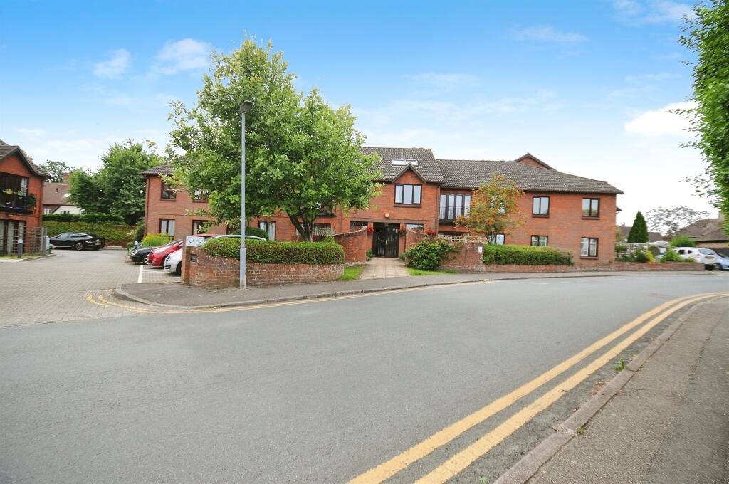 Additional image 9 of Batchwood View, St. Albans